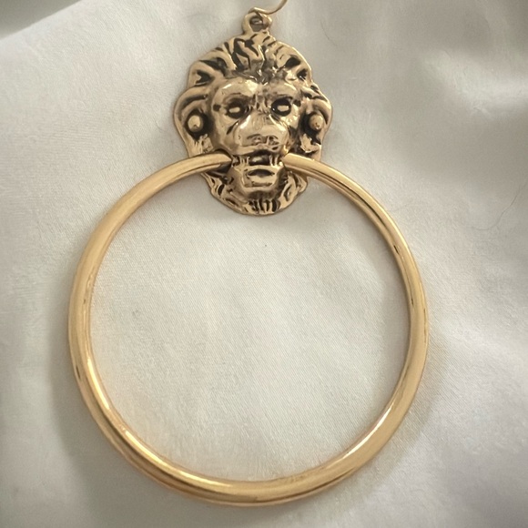 Vanessa Mooney Vandal Earrings in Gold - Picture 1 of 3